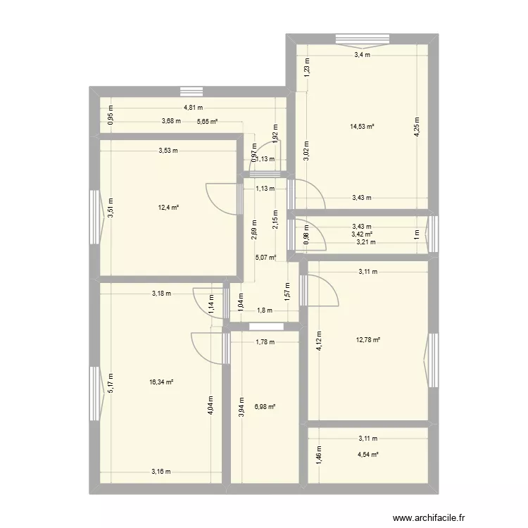 1er Etage. Plan de 9  et 82 m²