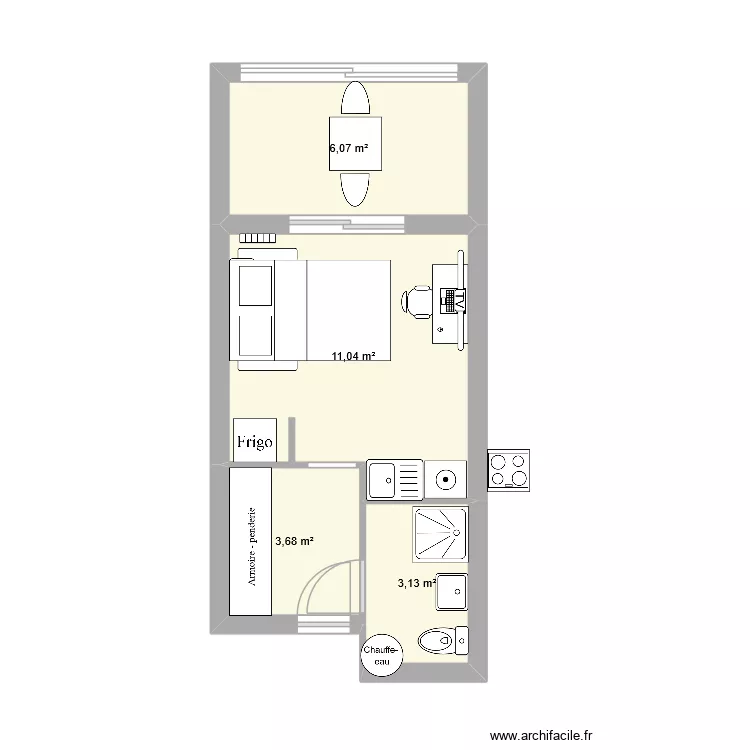 studio Six fours. Plan de 4  et 24 m²