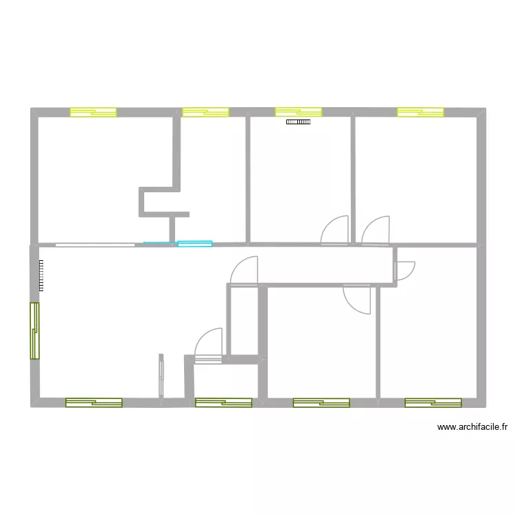 CASTELNAHAUT sans cotations. Plan de 9  et 102 m²
