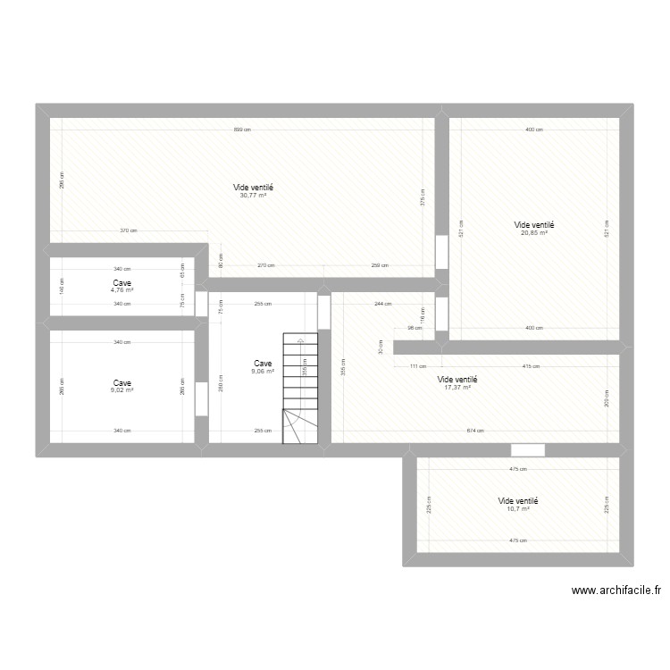 -1 jambes. Plan de 7 pièces et 103 m2