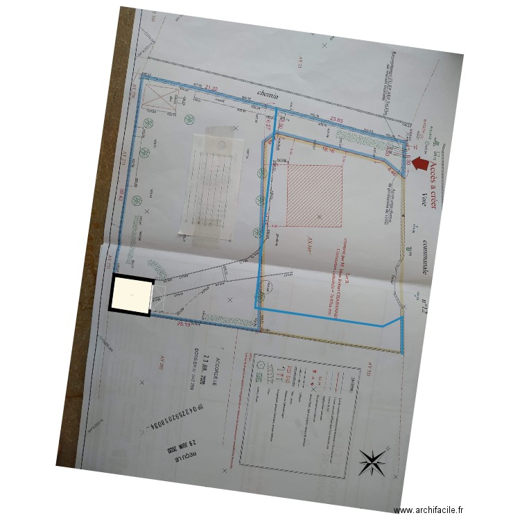 ST MARTIN bornage si entrée sud est parcelle environ 970m2. Plan de 0 pièce et 0 m2