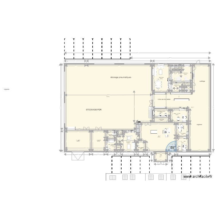 PPL4. Plan de 33 pièces et 994 m2