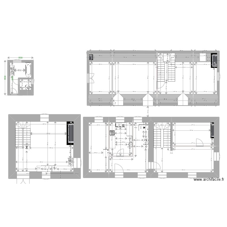 Escoute Pout2. Plan de 18 pièces et 172 m2