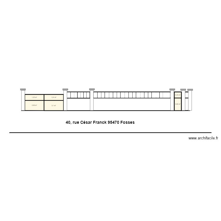 Clôture existant. Plan de 6 pièces et 8 m2