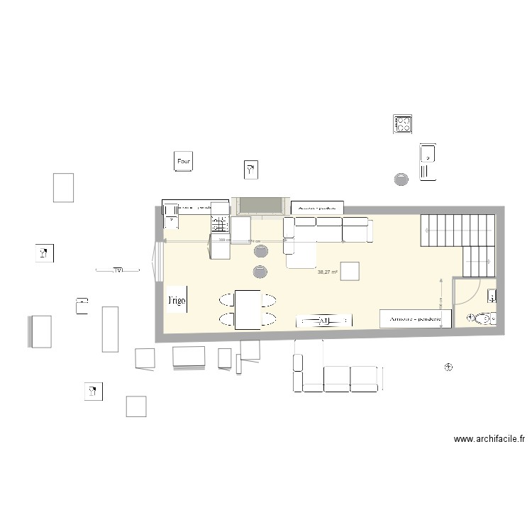 1 er etage 4 septembre salon en face escalier. Plan de 0 pièce et 0 m2