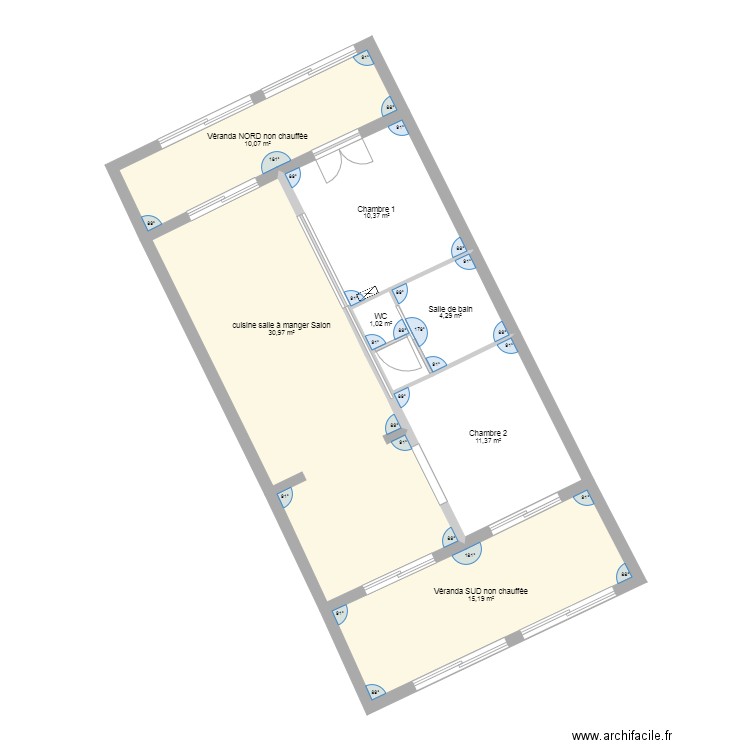 maison la londe les maures avec logias. Plan de 8 pièces et 84 m2