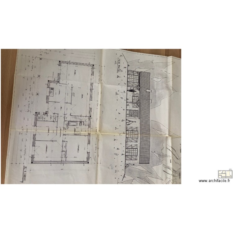 Maison cuns90. Plan de 6 pièces et 126 m2