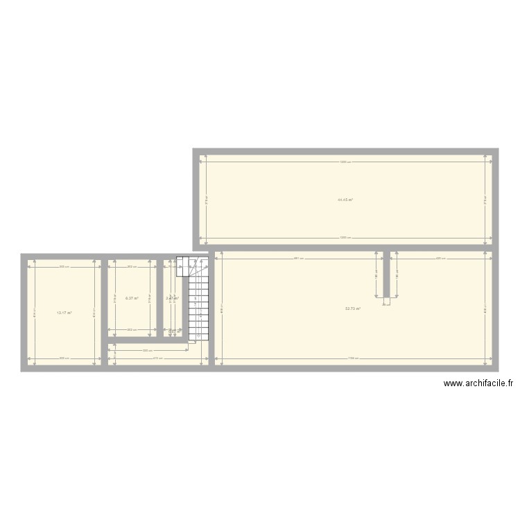 l huisserie. Plan de 0 pièce et 0 m2