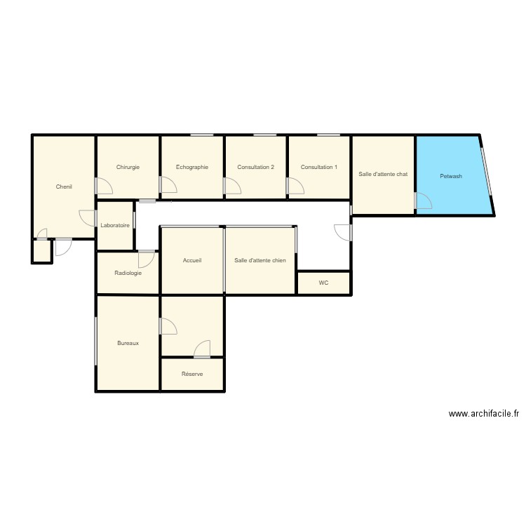 Clinique. Plan de 16 pièces et 58 m2