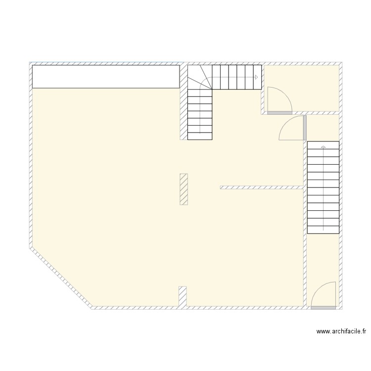 J CLASS 1 er Etage. Plan de 0 pièce et 0 m2