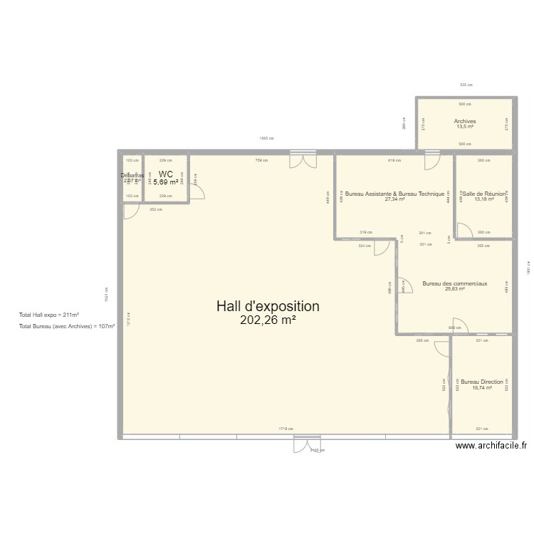 Agence et dépôt. Plan de 0 pièce et 0 m2