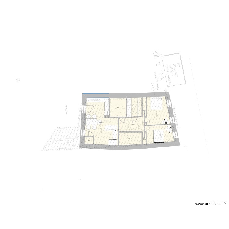 Pignans. Plan de 12 pièces et 93 m2