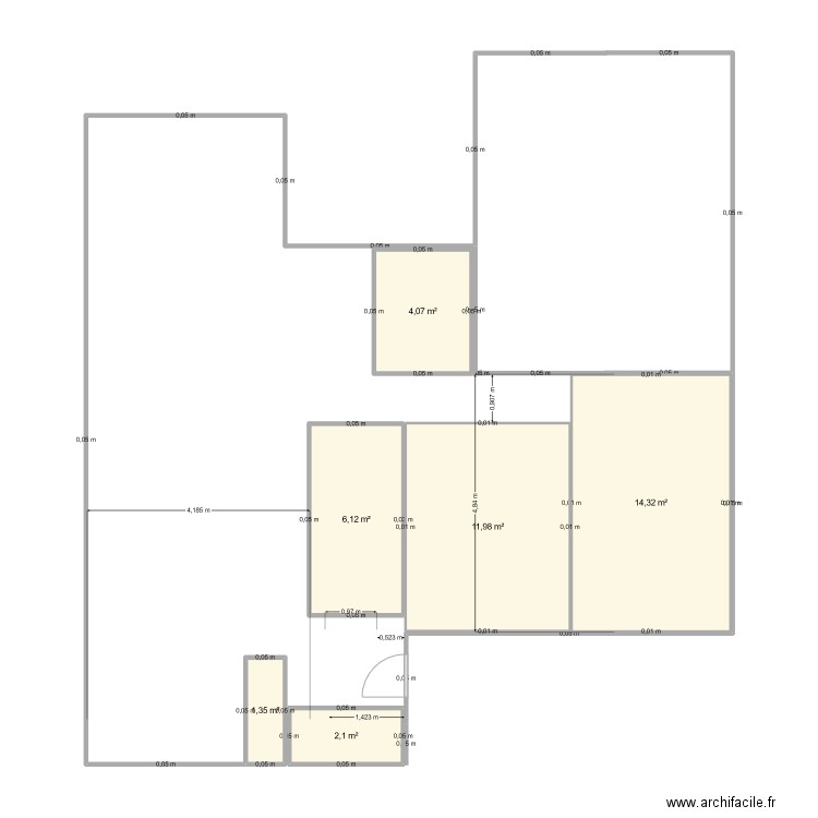 vue du nombre et type de containers(1)(1). Plan de 6 pièces et 40 m2