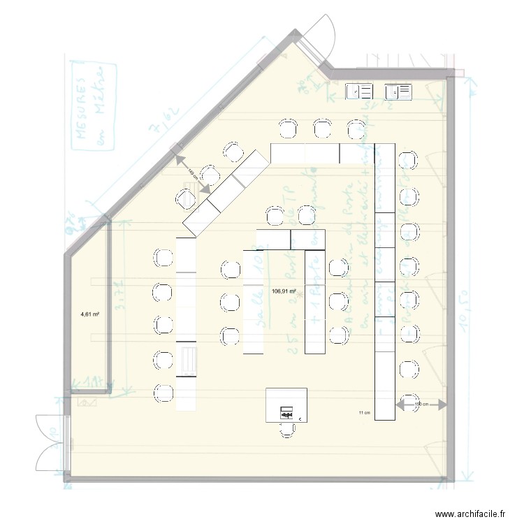 FAC SALLE 108  19 POSTES. Plan de 2 pièces et 112 m2