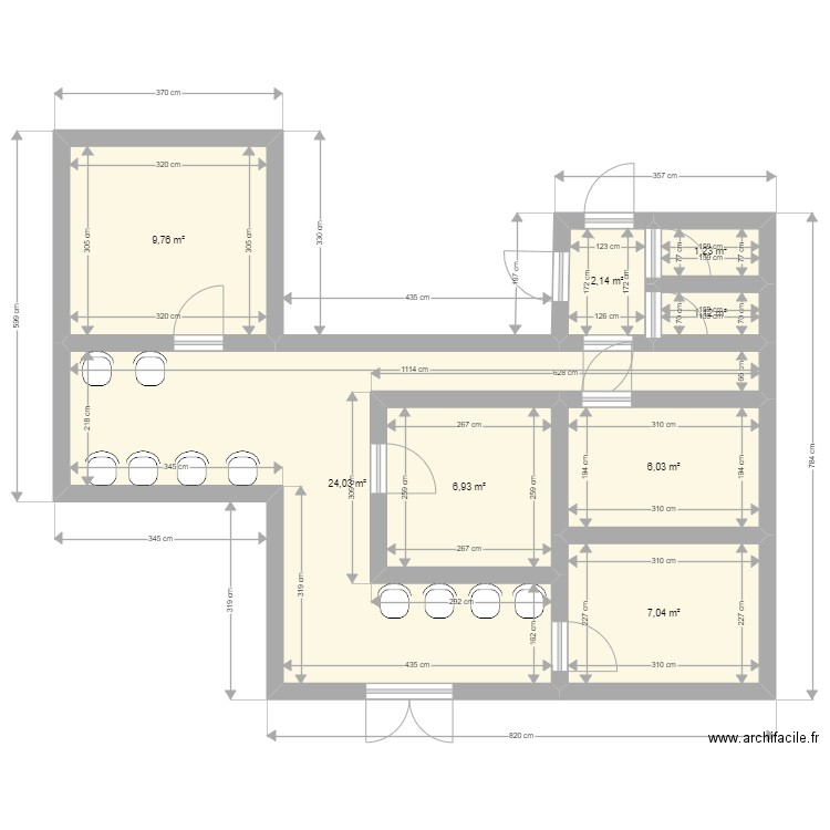 Andrea A. Plan de 8 pièces et 58 m2