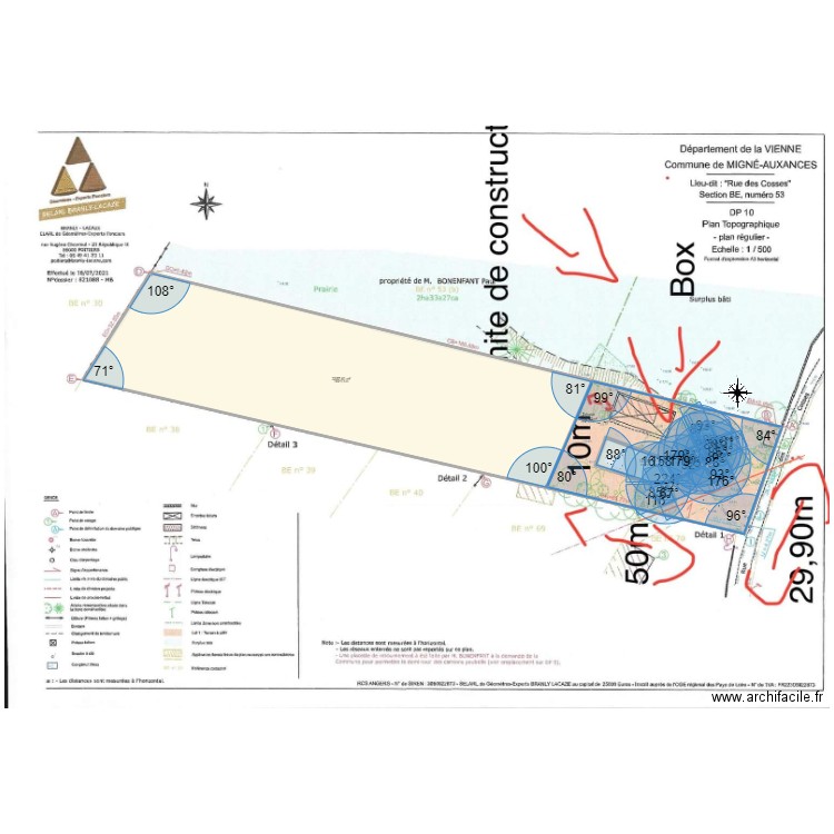 plan maison. Plan de 8 pièces et 686 m2