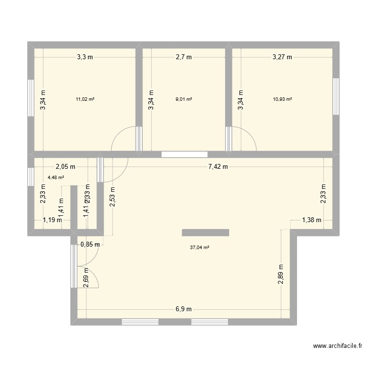 RDC N°14 *. Plan de 5 pièces et 72 m2