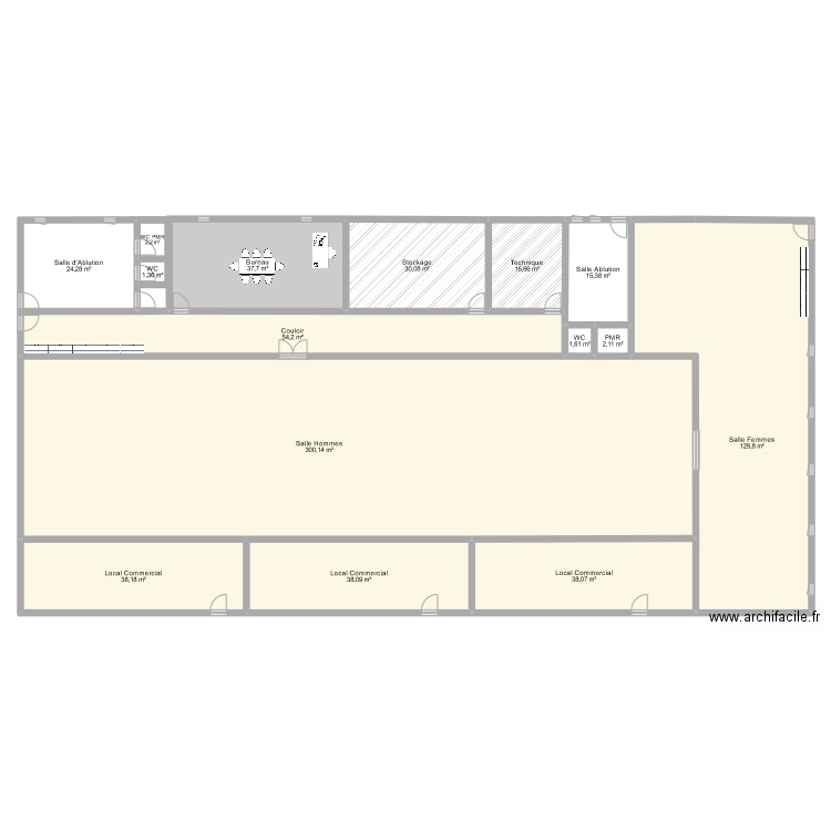 Local Asso. Plan de 15 pièces et 729 m2