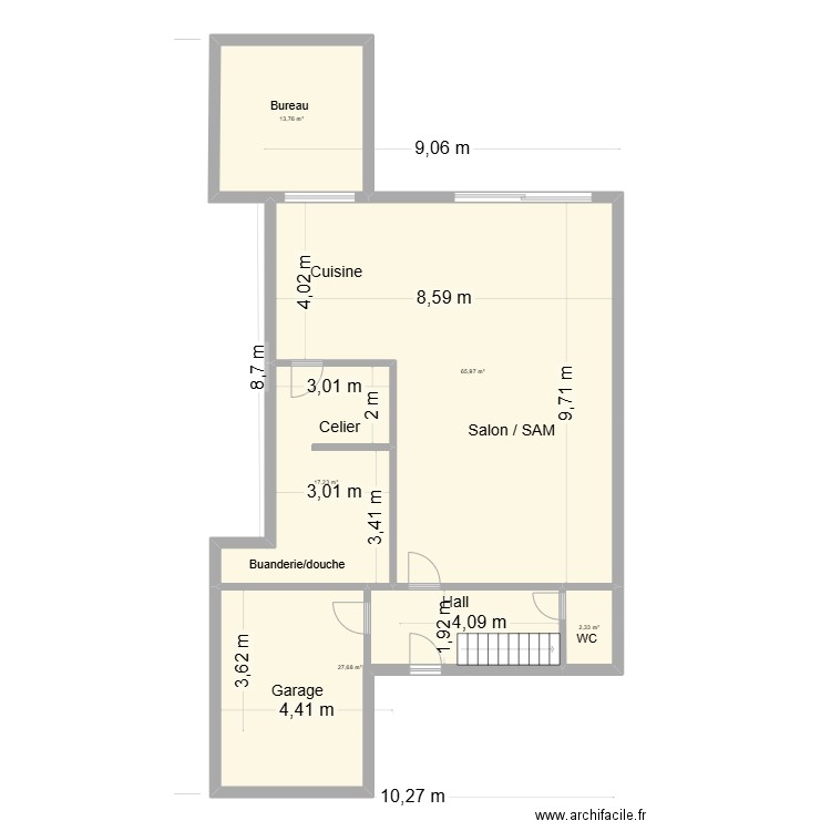 EUGIE2. Plan de 12 pièces et 216 m2