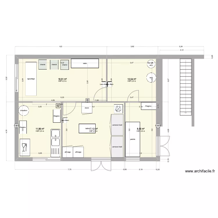 fromagerie sans escaliers. Plan de 5  et 67 m²