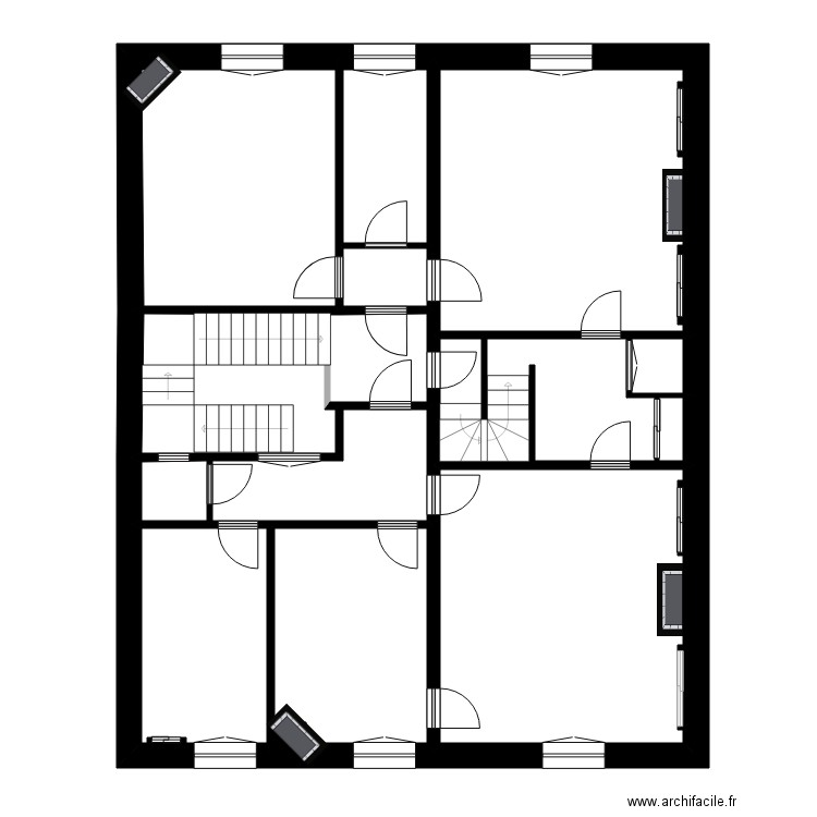 NICOLAS. Plan de 46 pièces et 723 m2