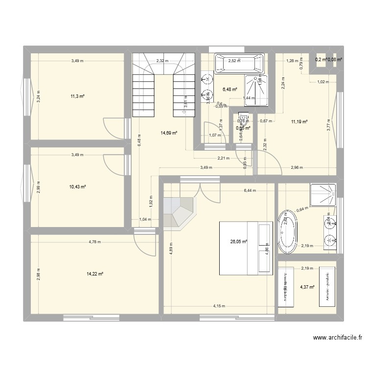 Aime SDB meme place. Plan de 18 pièces et 311 m2