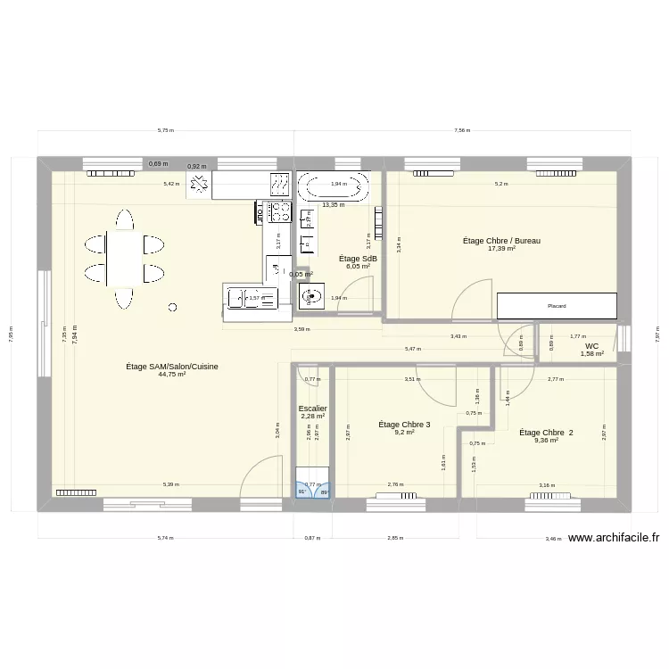 Etage V3 avec Cuisine &eacute;quip&eacute;e. Plan de 0 pièce et 0 m2