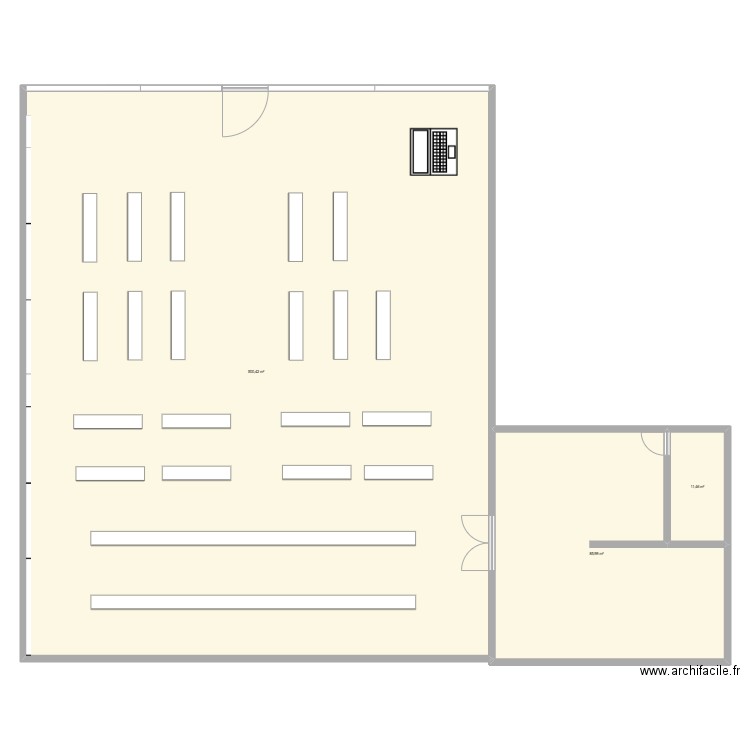 Epicerie Bio. Plan de 3 pièces et 598 m2