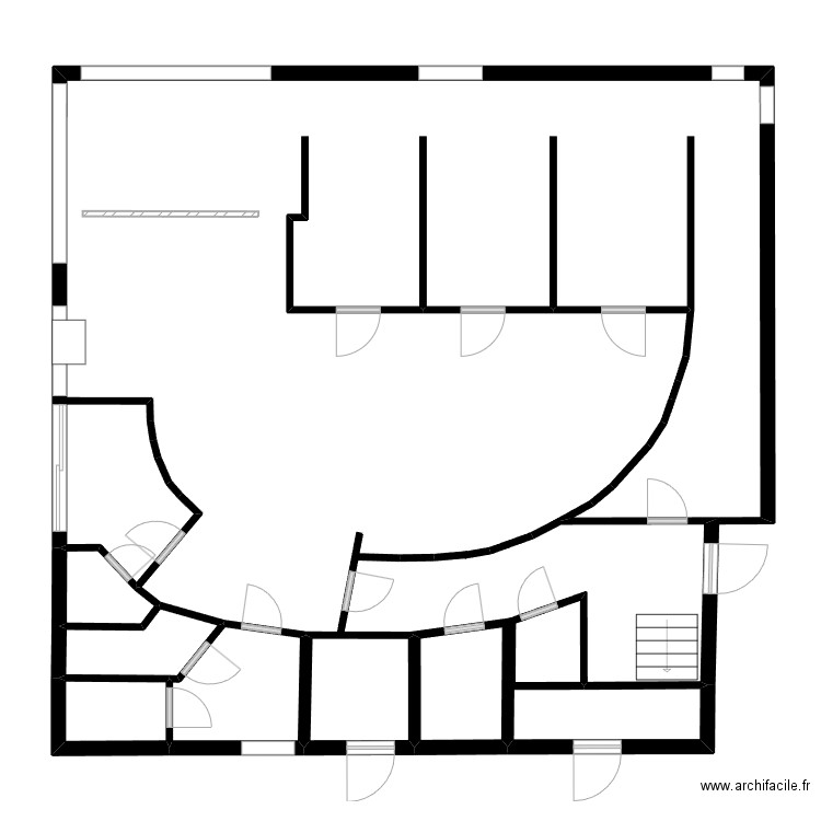 Haguenau RDC. Plan de 7 pièces et 20 m2