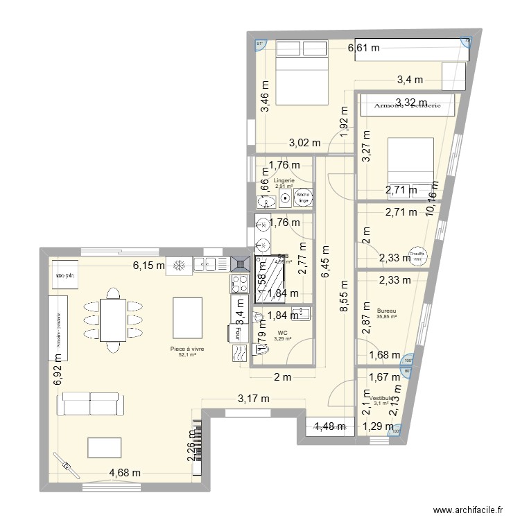 Plan brut. Plan de 6 pièces et 102 m2