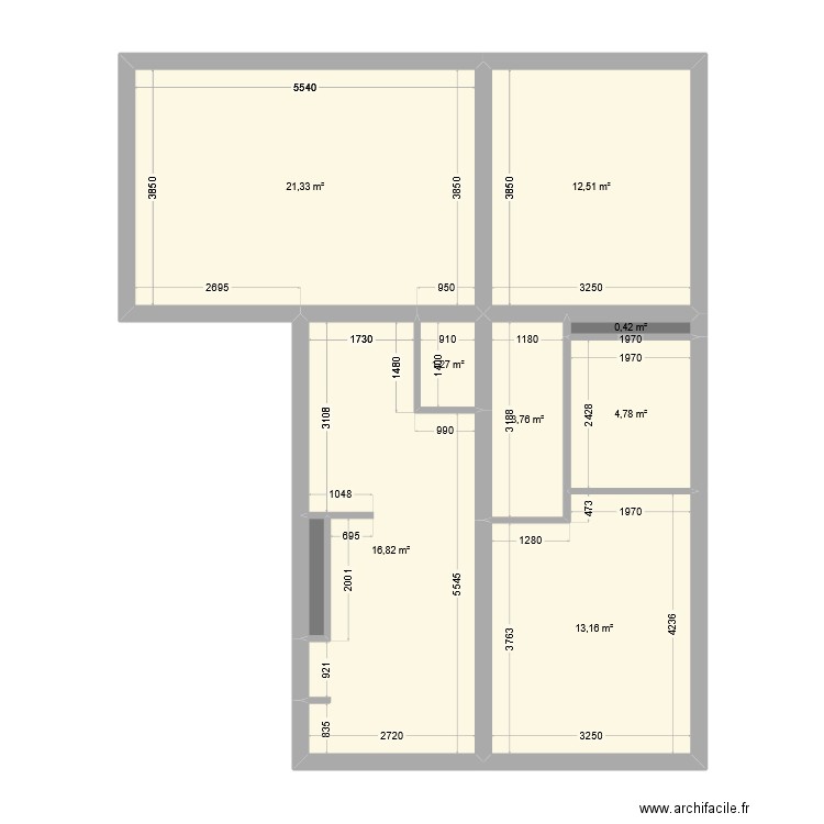 DELQUINIES LIBOURNE. Plan de 9 pièces et 75 m2