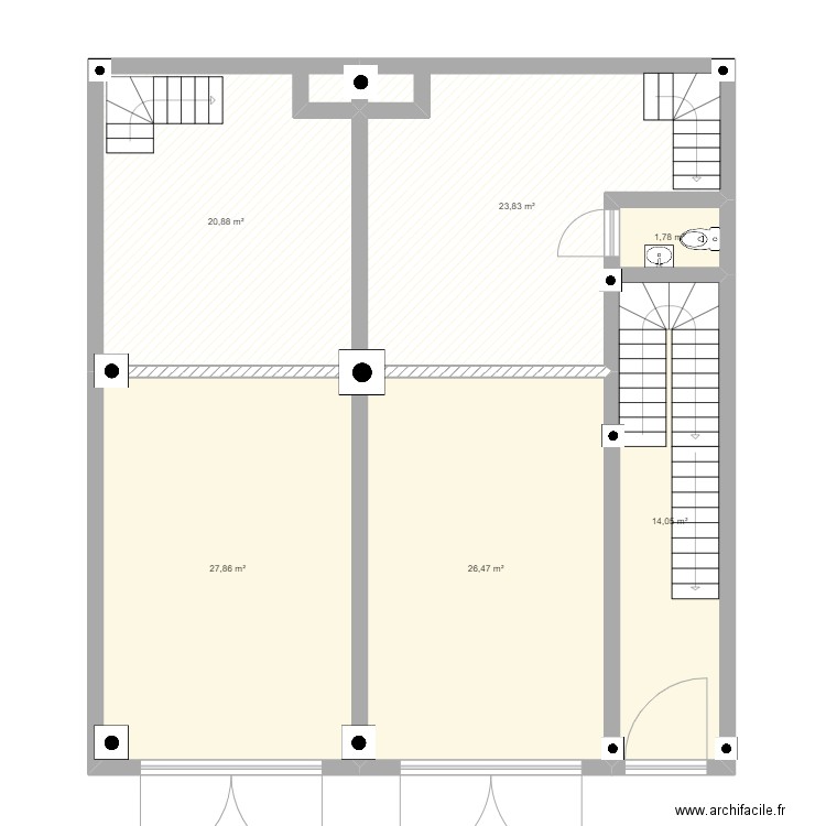 Magasin. Plan de 6 pièces et 115 m2