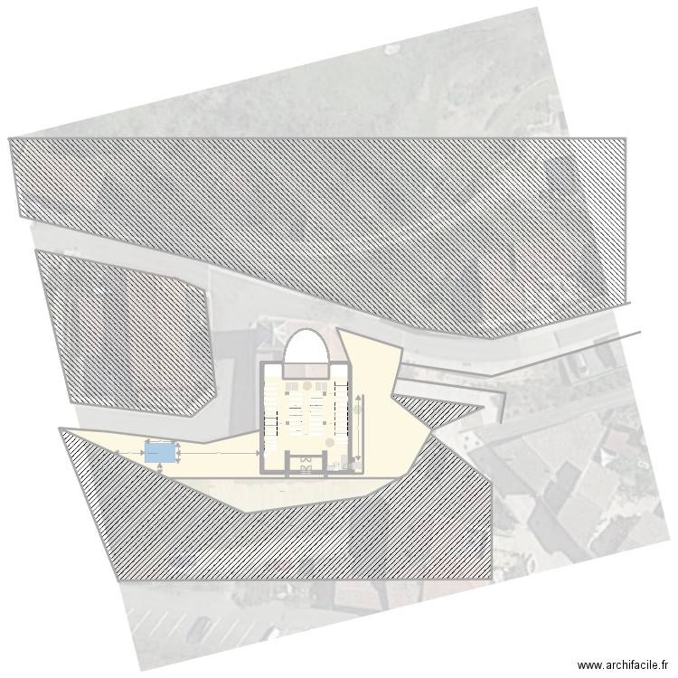 EGLISE MERCUROL. Plan de 8 pièces et 376 m2