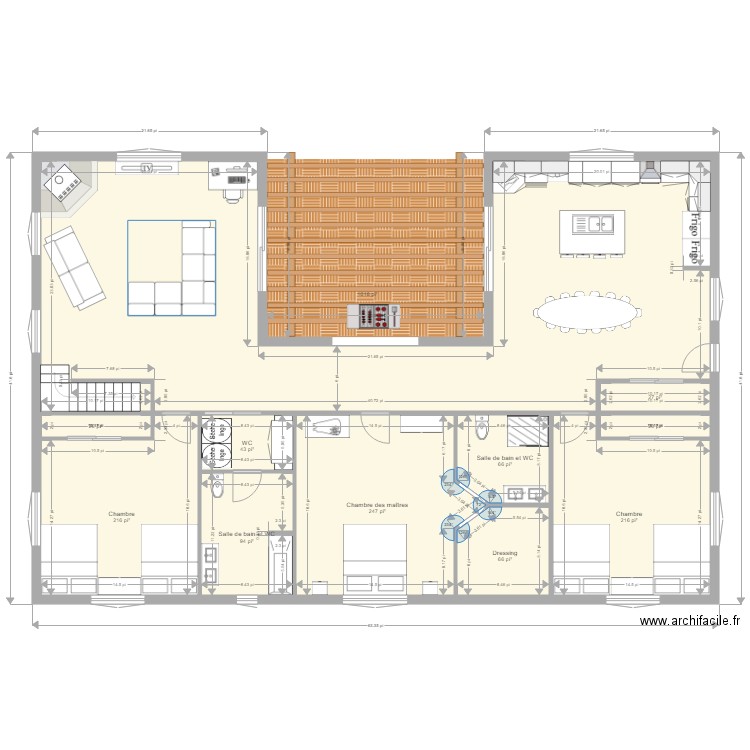 Maison en U. Plan de 0 pièce et 0 m2