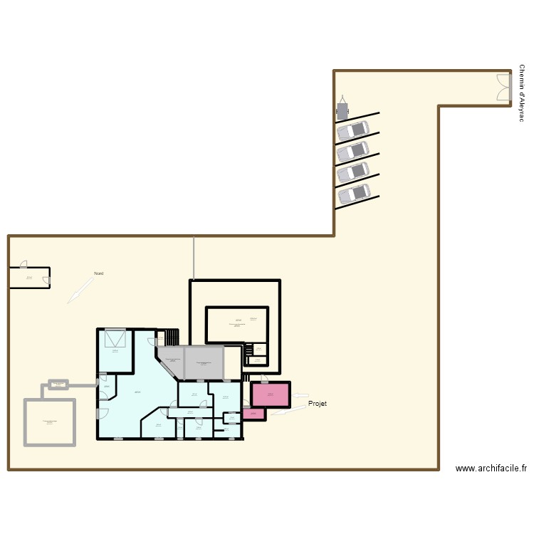 local technique et garage. Plan de 34 pièces et 2001 m2