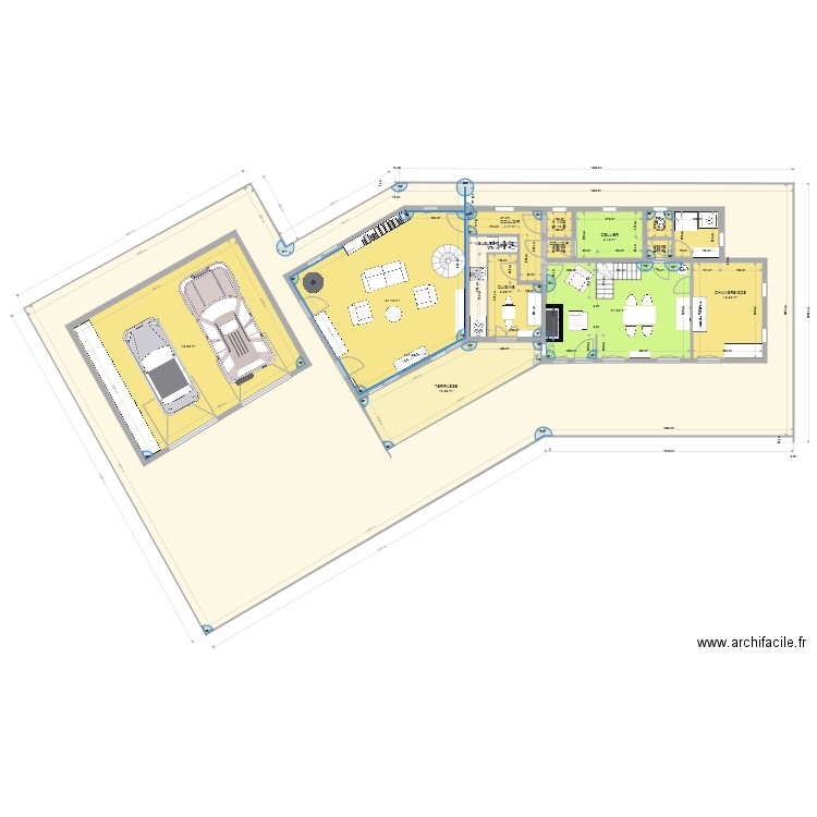 PLAN 26 13 . Plan de 14 pièces et 549 m2