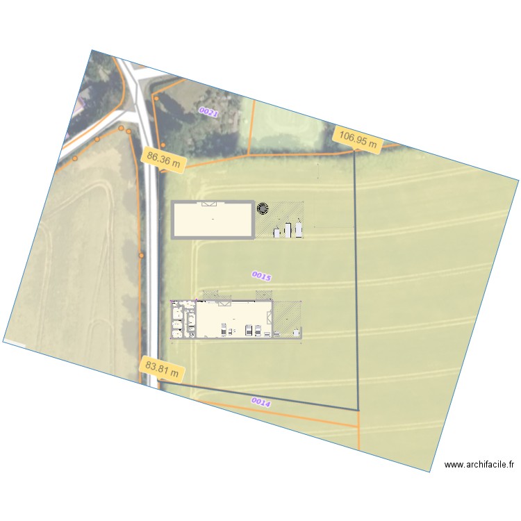 batiment agricole. Plan de 16 pièces et 1719 m2