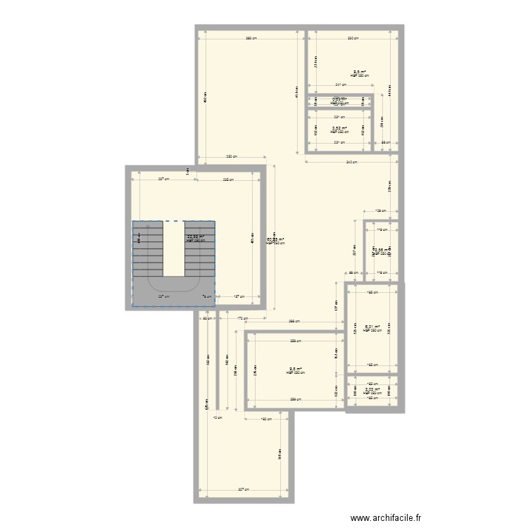 2 Appart V2. Plan de 9 pièces et 117 m2