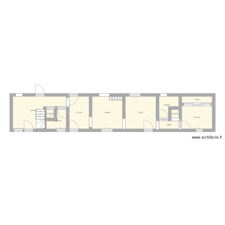 Maison Vaudreuil. Plan de 11 pièces et 45 m2