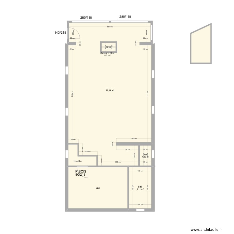 Medhi. Plan de 16 pièces et 165 m2