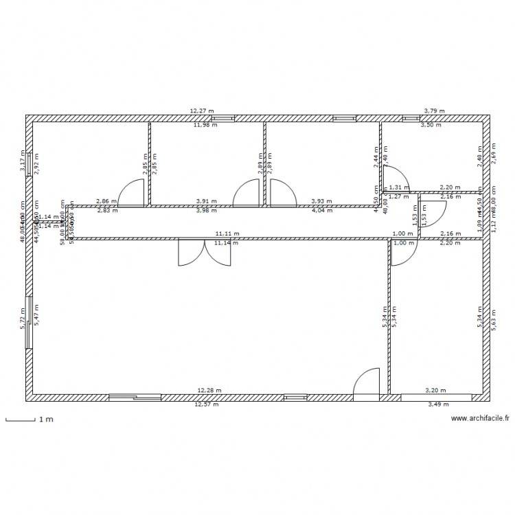 maison simple. Plan de 0 pièce et 0 m2