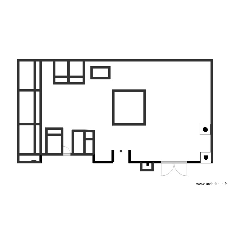 cloture. Plan de 17 pièces et 11 m2