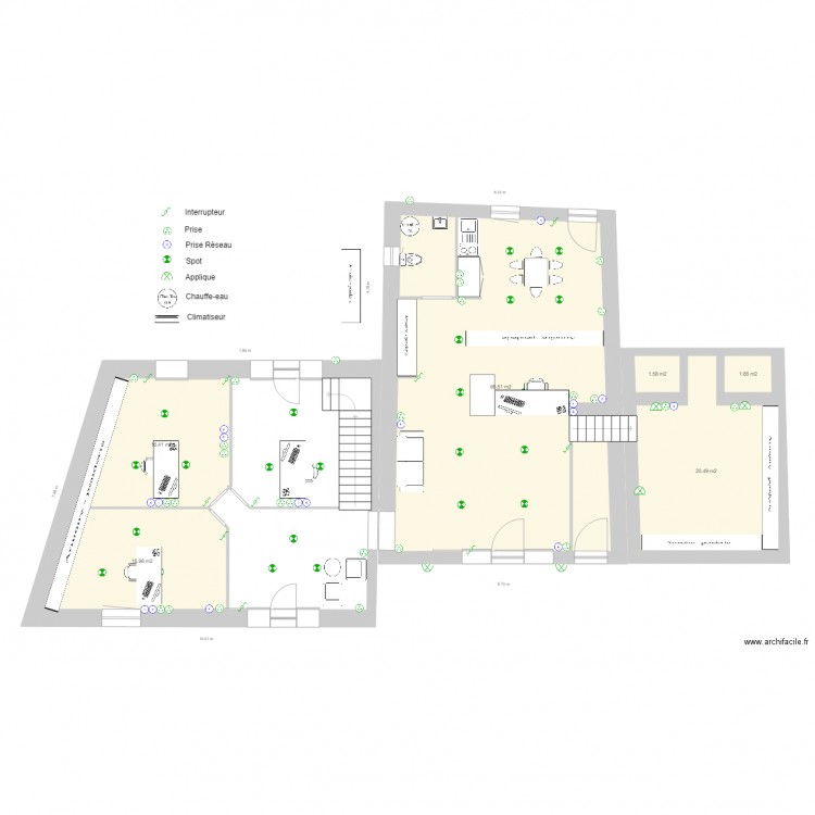 V14082022. Plan de 11 pièces et 252 m2