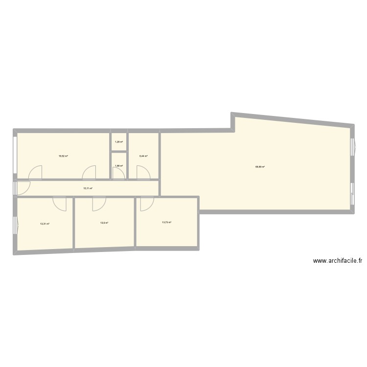 ddd1. Plan de 9 pièces et 150 m2