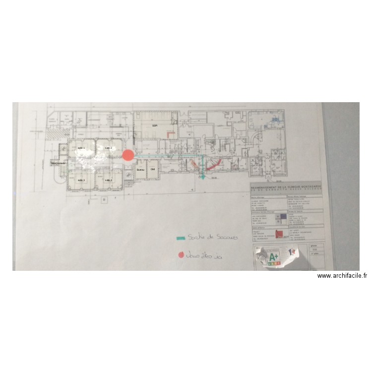 stage. Plan de 0 pièce et 0 m2