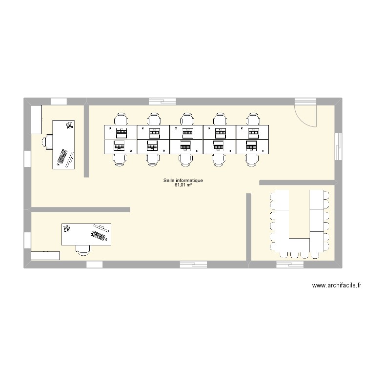 Salle informatique. Plan de 1 pièce et 61 m2