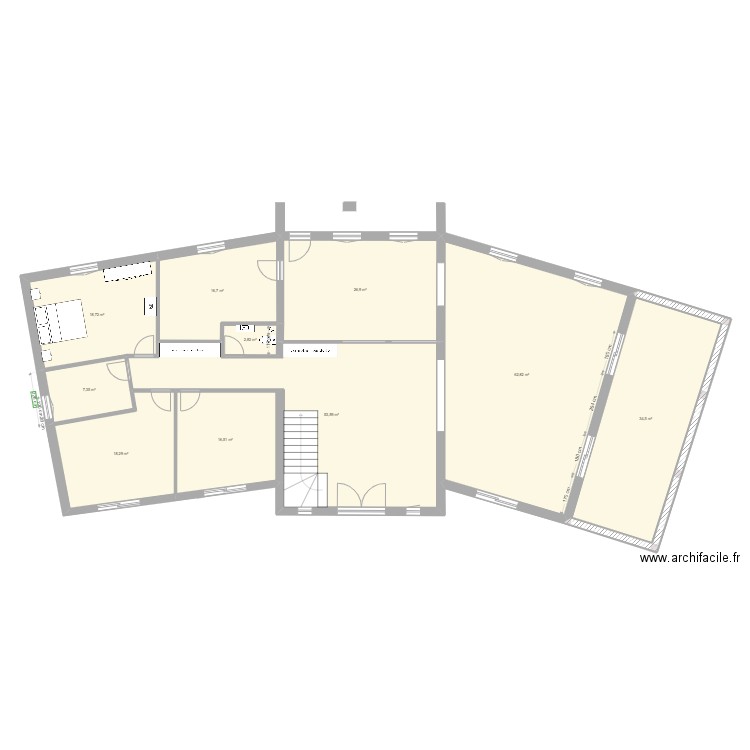  Maison Etaules RDC Cotations poteaux. Plan de 21 pièces et 516 m2