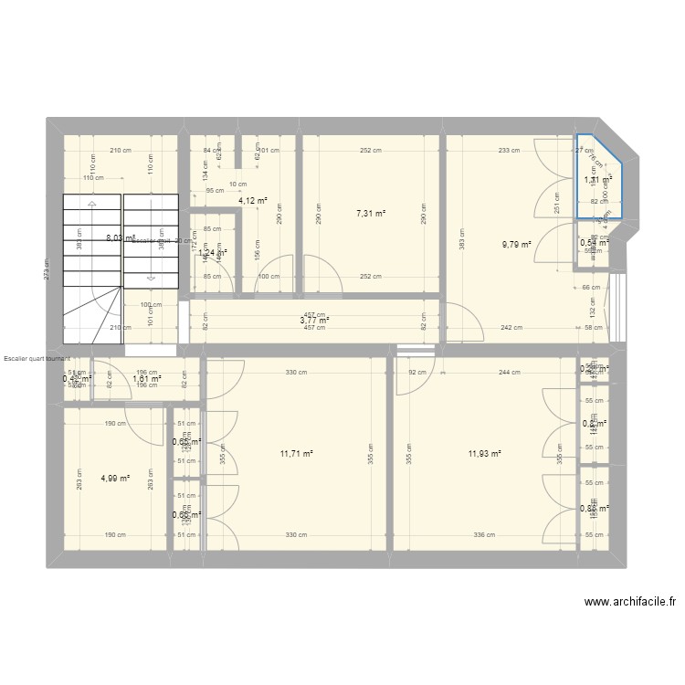 final_cluse_CHAMBRE. Plan de 18 pièces et 70 m2