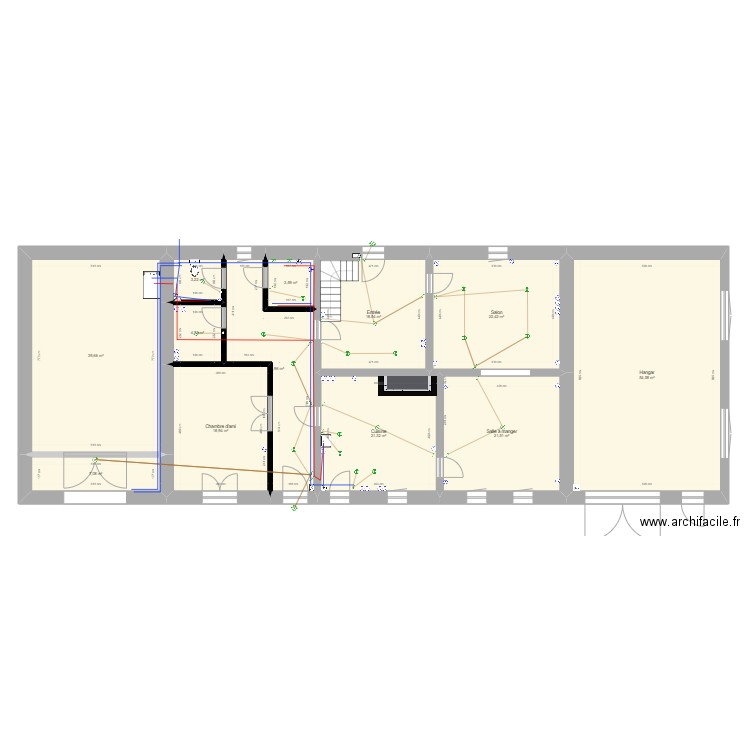 NAVARRE RDC réseau elec et eau. Plan de 21 pièces et 372 m2