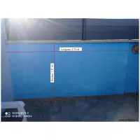 Photo du mur bleu de la terrasse